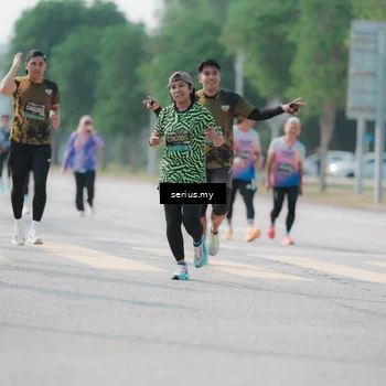 Runner Photo 6430871