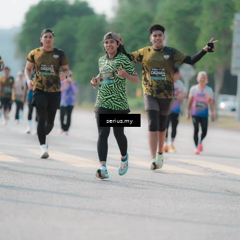 Runner Photo 6430875