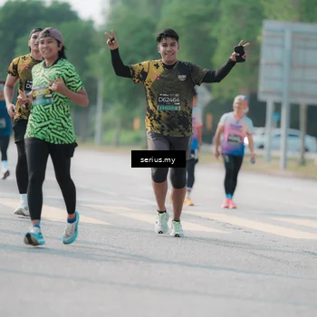 Runner Photo 6430882