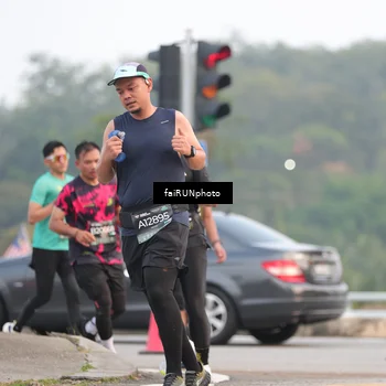 Runner Photo 6430891