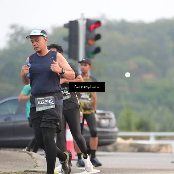 Runner Photo 6430892