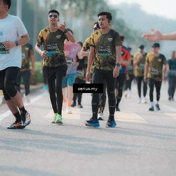 Runner Photo 6430895
