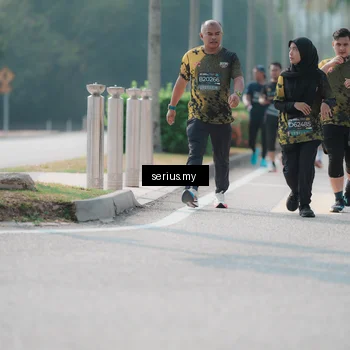 Runner Photo 6430919
