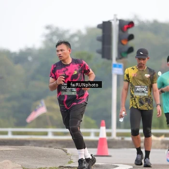 Runner Photo 6430968