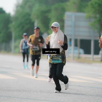 Runner Photo 6431001