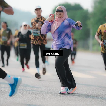Runner Photo 6431030