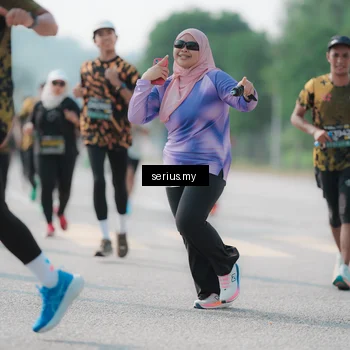 Runner Photo 6431034