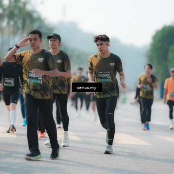 Runner Photo 6431061