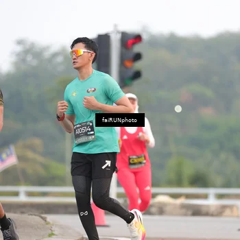 Runner Photo 6431066