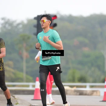 Runner Photo 6431071
