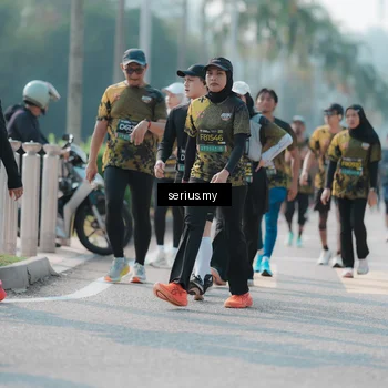 Runner Photo 6431077