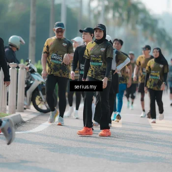 Runner Photo 6431081