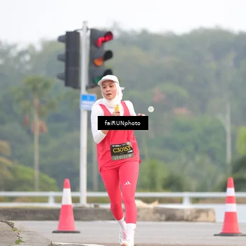 Runner Photo 6431093
