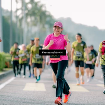 Runner Photo 6431095