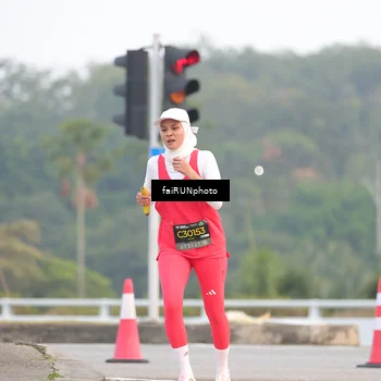 Runner Photo 6431099