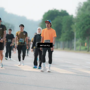 Runner Photo 6431156