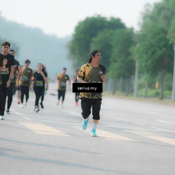 Runner Photo 6431158