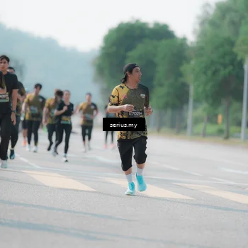 Runner Photo 6431165