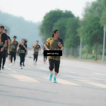Runner Photo 6431167