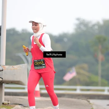 Runner Photo 6431184