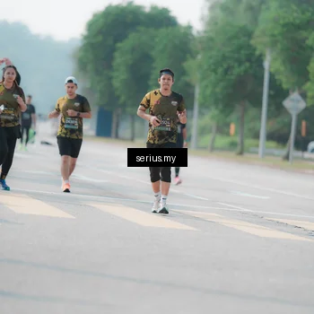 Runner Photo 6431201