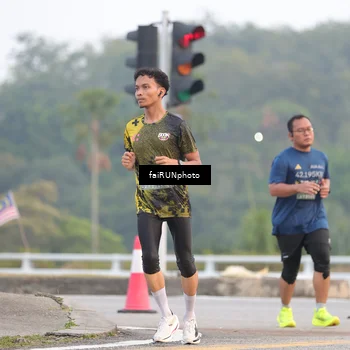 Runner Photo 6431211