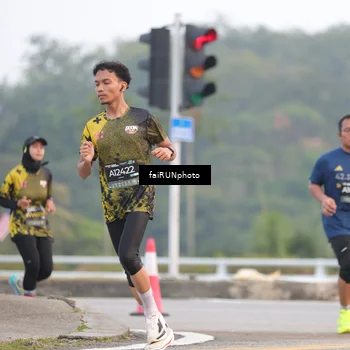 Runner Photo 6431243