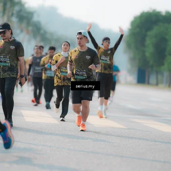 Runner Photo 6431250