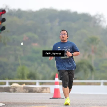 Runner Photo 6431279