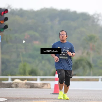 Runner Photo 6431280