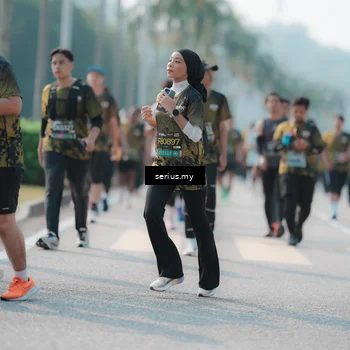 Runner Photo 6431283