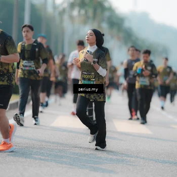 Runner Photo 6431286