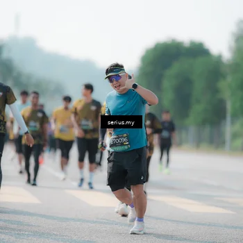 Runner Photo 6431299