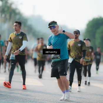 Runner Photo 6431320