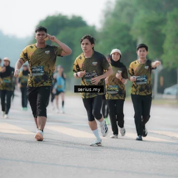 Runner Photo 6431354