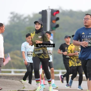 Runner Photo 6431357