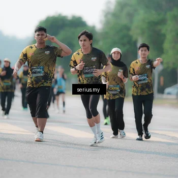 Runner Photo 6431358