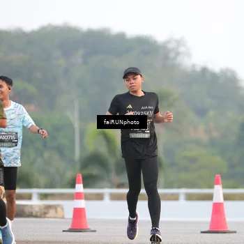 Runner Photo 6431384