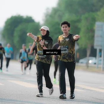 Runner Photo 6431389