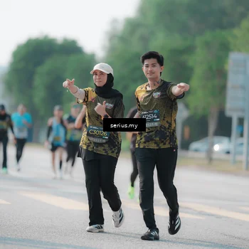 Runner Photo 6431394