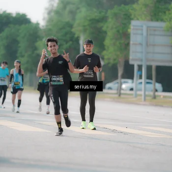Runner Photo 6431406