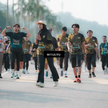 Runner Photo 6431414