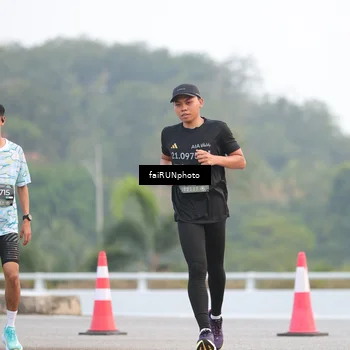 Runner Photo 6431418