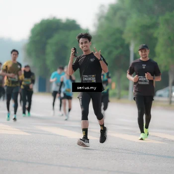 Runner Photo 6431435