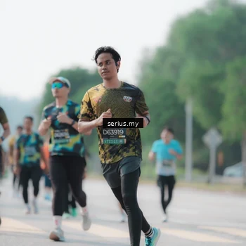 Runner Photo 6431443