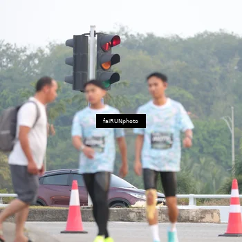 Runner Photo 6431453