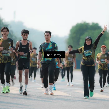 Runner Photo 6431469