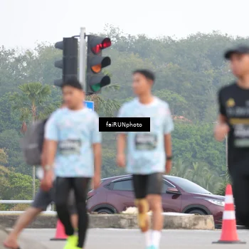 Runner Photo 6431487