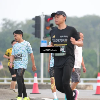 Runner Photo 6431538