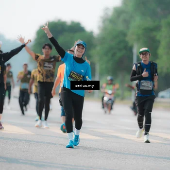 Runner Photo 6431544
